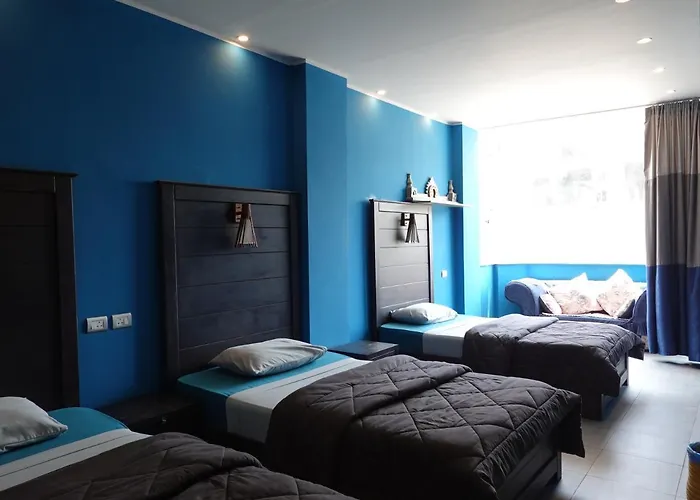 Marina Square Hostel
